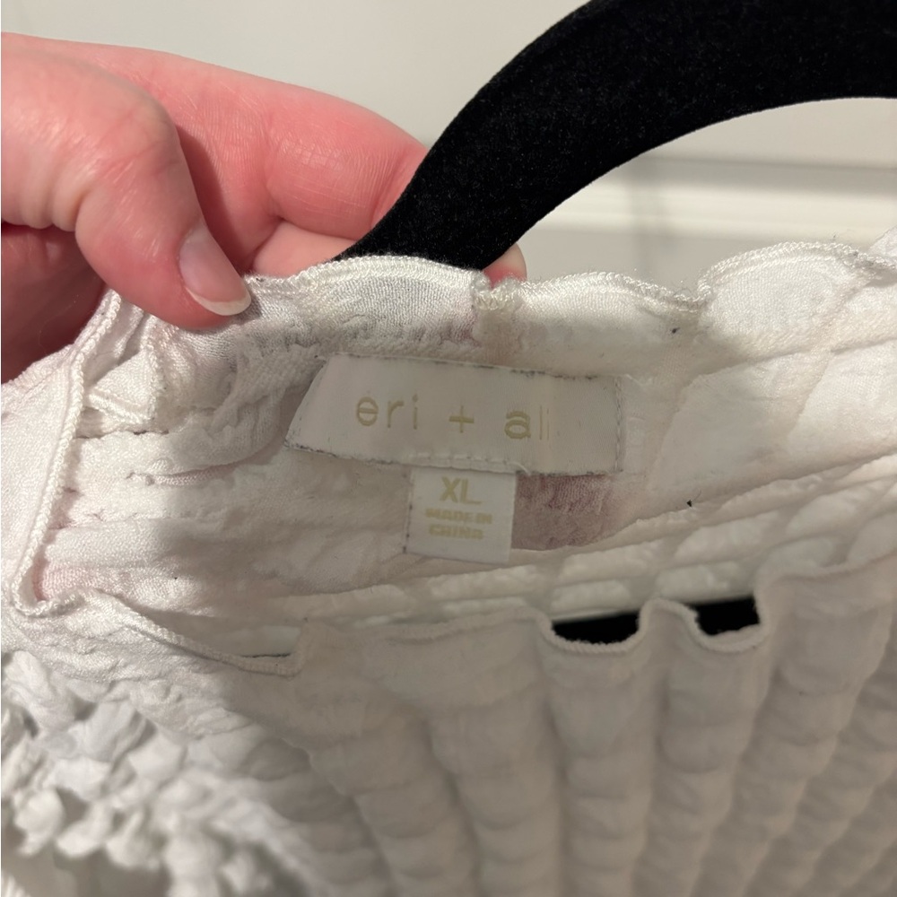 Anthropologie White Textured Bubble-Sleeve Top - Picture 4 of 5